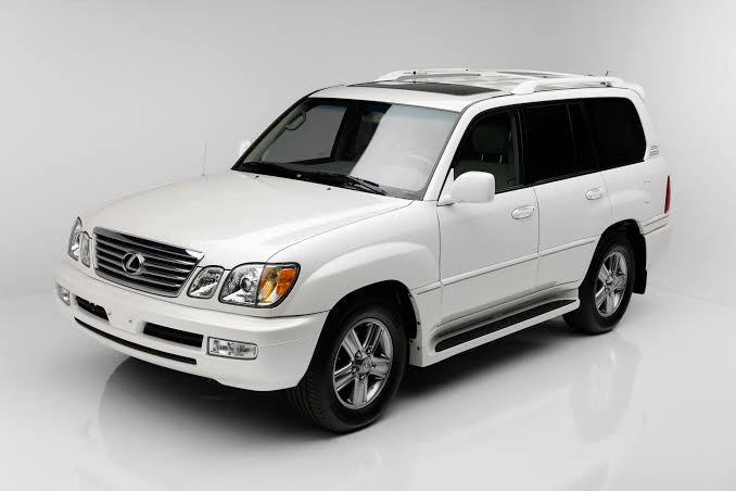 LX470