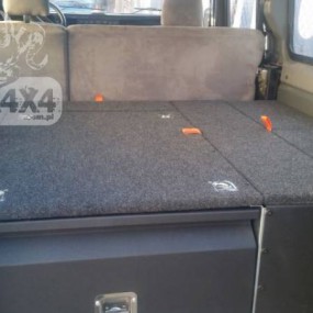 Sistem de sertare F4x4 Land Rover Defender 110