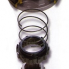 Cuplaje MRL AVM 429 Nissan Pick-up MD21 si Terrano I