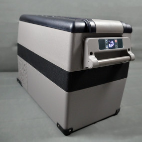 Frigider auto Overlander pentru camping 45l