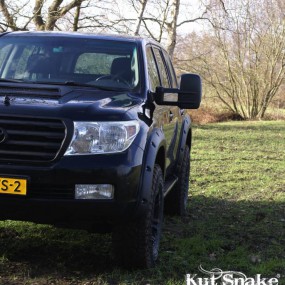 Overfendere Kut-Snake Toyota Land Cruiser 200 2007-2012 50mm smooth